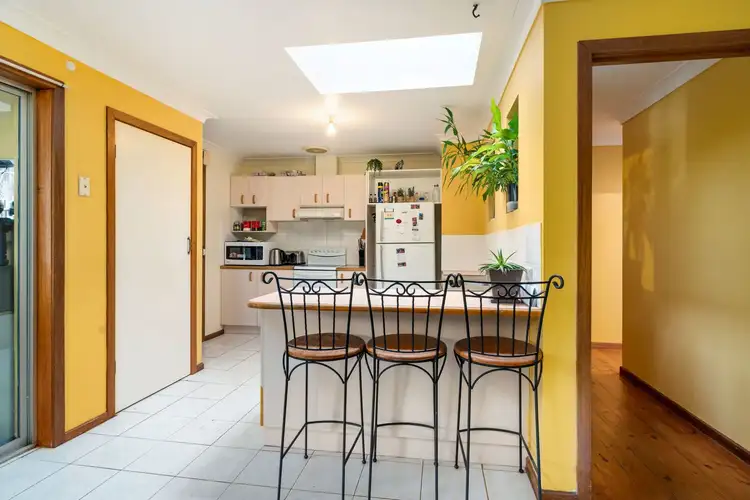 Fifth view of Homely house listing, 566 Spurrway Drive, West Albury NSW 2640