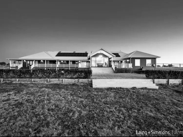 50 Parsons Close, Armidale NSW 2350