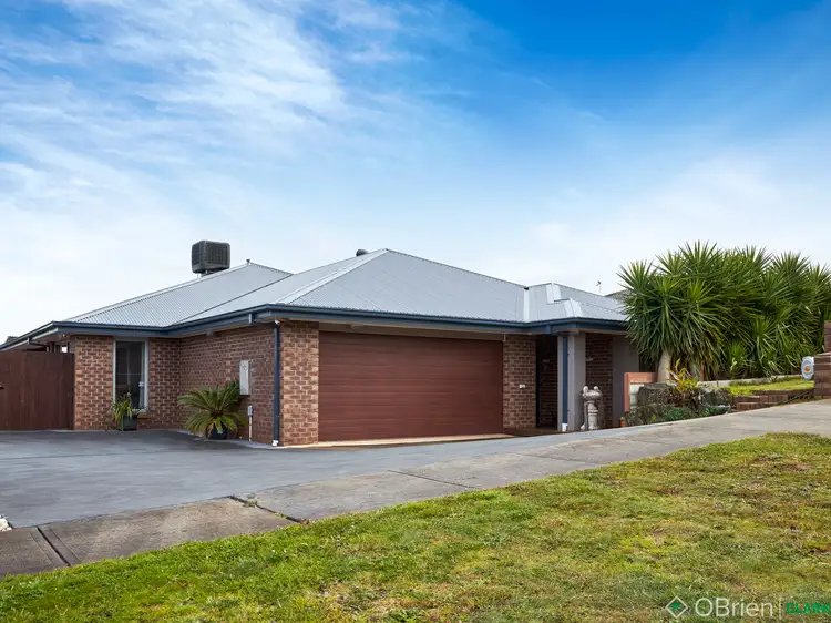 32 Kensington Square, Drouin VIC 3818
