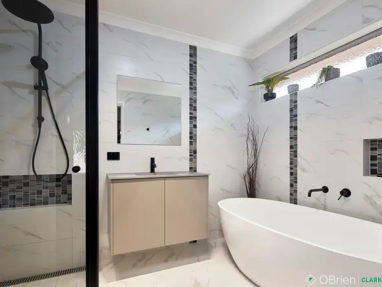 Fourth view of Homely house listing, 32 Kensington Square, Drouin VIC 3818