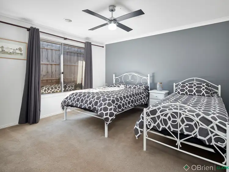 Fifth view of Homely house listing, 32 Kensington Square, Drouin VIC 3818