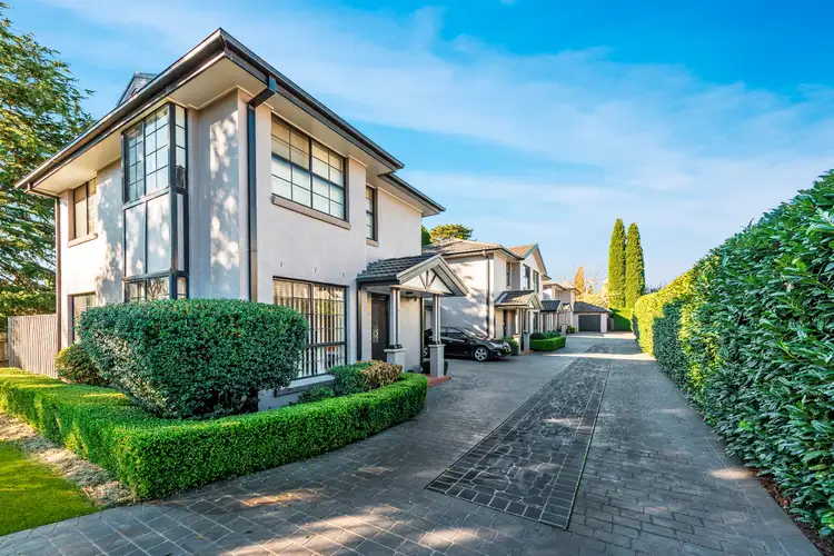 2/32 Gordon Road, Bowral NSW 2576