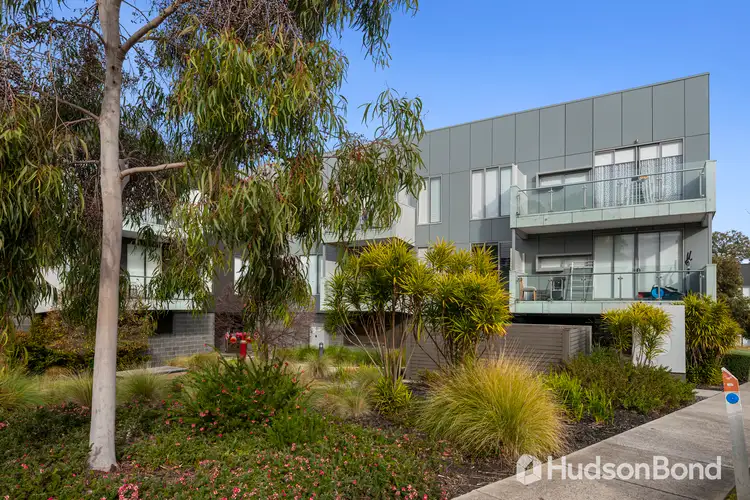 13/6 Yarra Bing Crescent, Burwood VIC 3125