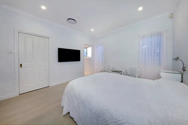 Fifth view of Homely villa listing, 5/14-16 Epacris Ave, Caringbah South NSW 2229