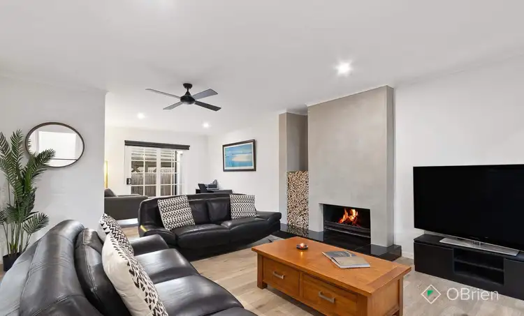 Second view of Homely house listing, 2 Lyn Court, Somerville VIC 3912