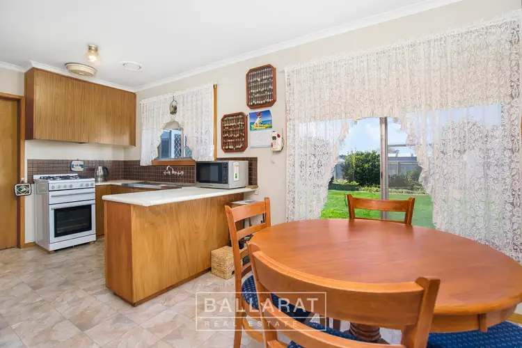 Fifth view of Homely house listing, 2 Lyons Street, Miners Rest VIC 3352