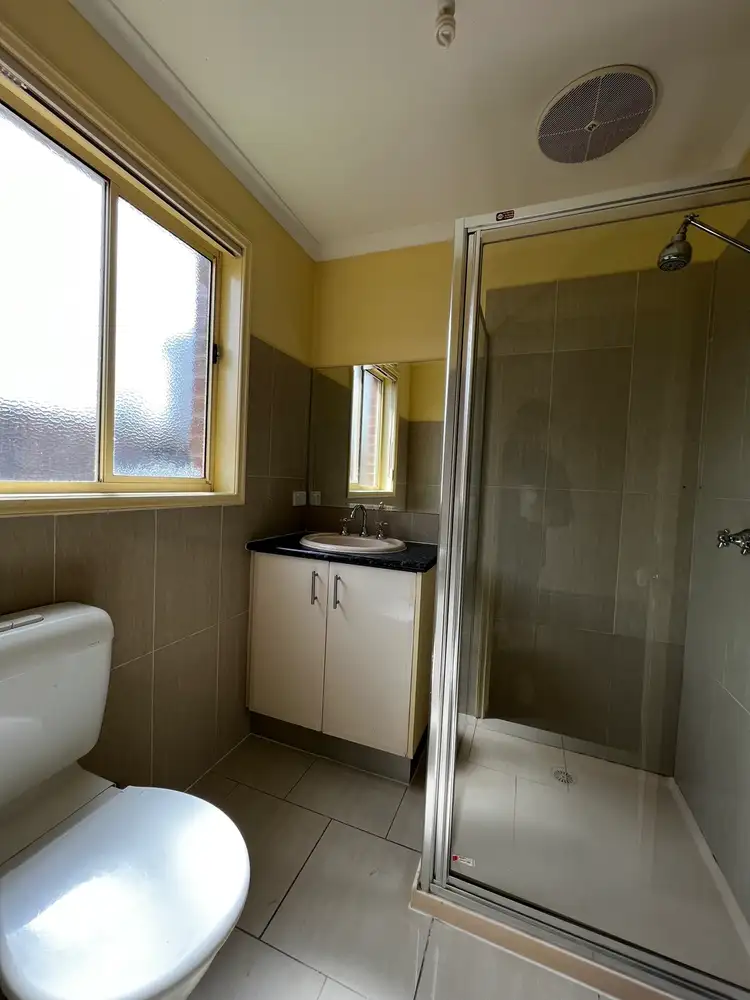 Fifth view of Homely house listing, 1/9 Elgin Close, Hillside VIC 3037