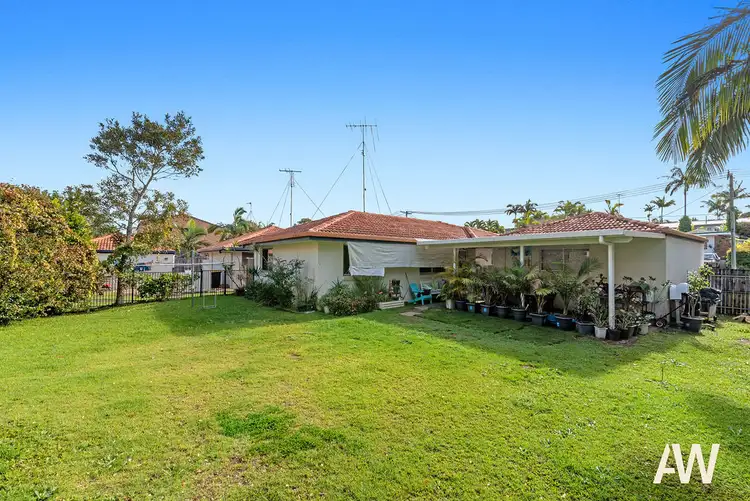 Fourth view of Homely semi-detached listing, 2/9 Tombarra Street, Mooloolaba QLD 4557