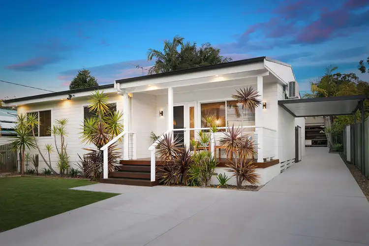 16 Audie Parade, Berkeley Vale NSW 2261
