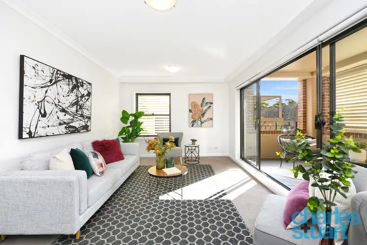 9/1-3 Coronation Avenue