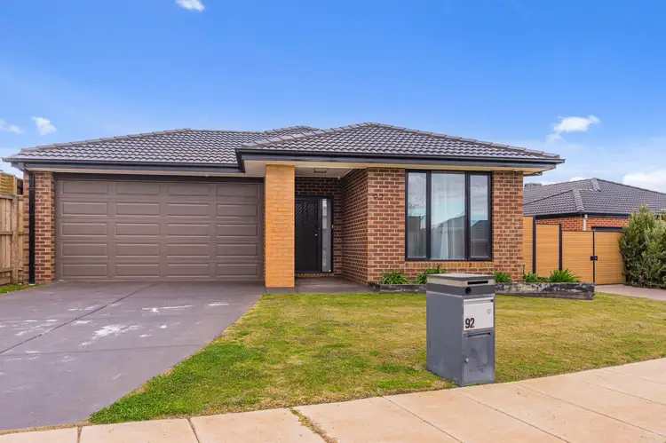 92 Stonehill Drive, Maddingley VIC 3340