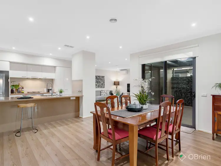 Third view of Homely house listing, 5 Crampton Square, Bonbeach VIC 3196