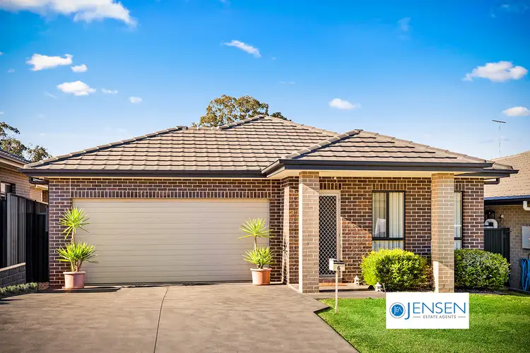 6 Reuben Street