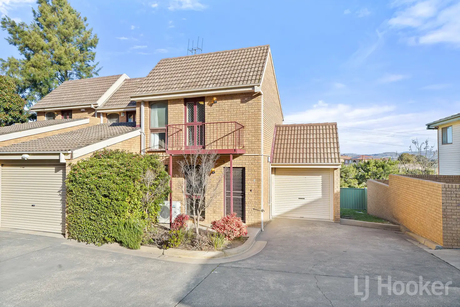 Main view of Homely townhouse listing, 4/10 Nimmitabel Street, Queanbeyan NSW 2620