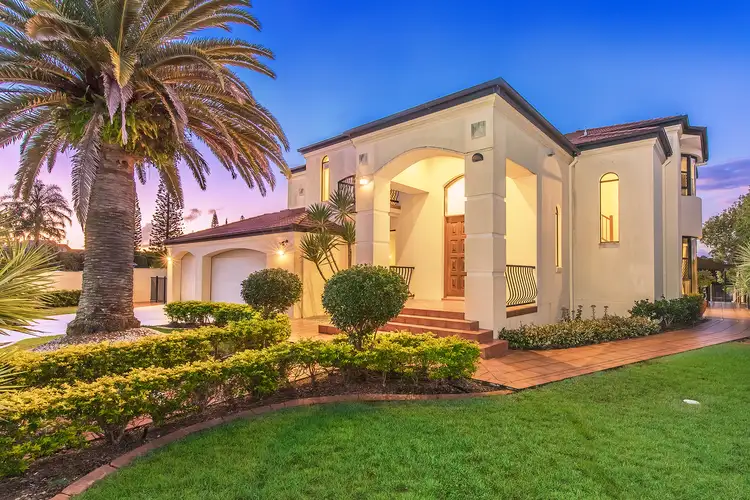 3 St Martin Place, Clear Island Waters QLD 4226