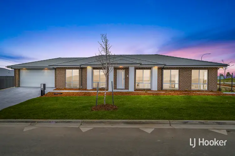 16 Rosa Street, Googong NSW 2620
