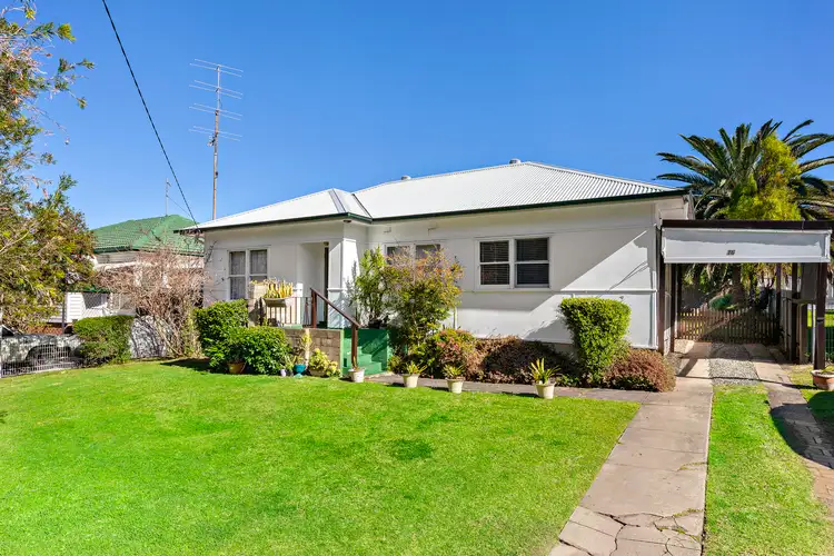 Main view of Homely house listing, 16 Irvine Street, Gwynneville NSW 2500
