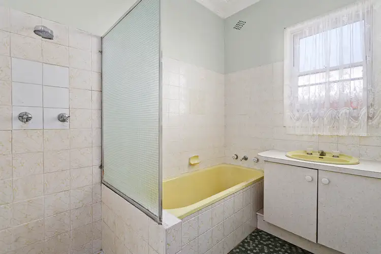 Sixth view of Homely house listing, 24 Toorak Avenue, Mangerton NSW 2500
