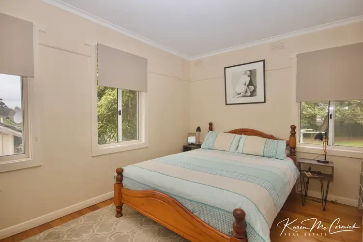 Fifth view of Homely house listing, 8 Bertram Street, Drouin VIC 3818