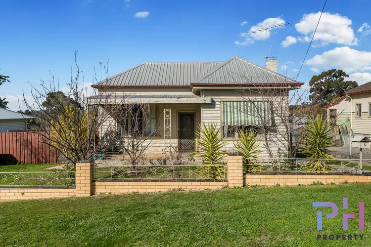 Main view of Homely house listing, 5 Daniel Street, Long Gully VIC 3550