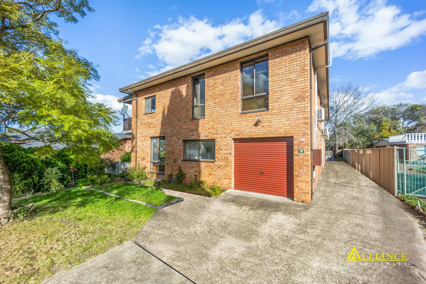 Main view of Homely semi-detached listing, 1/18 Rouse Place, Illawong NSW 2234