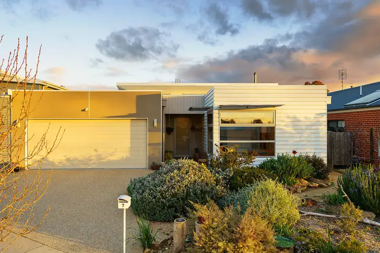 7 Roalies Place, Campbells Creek VIC 3451