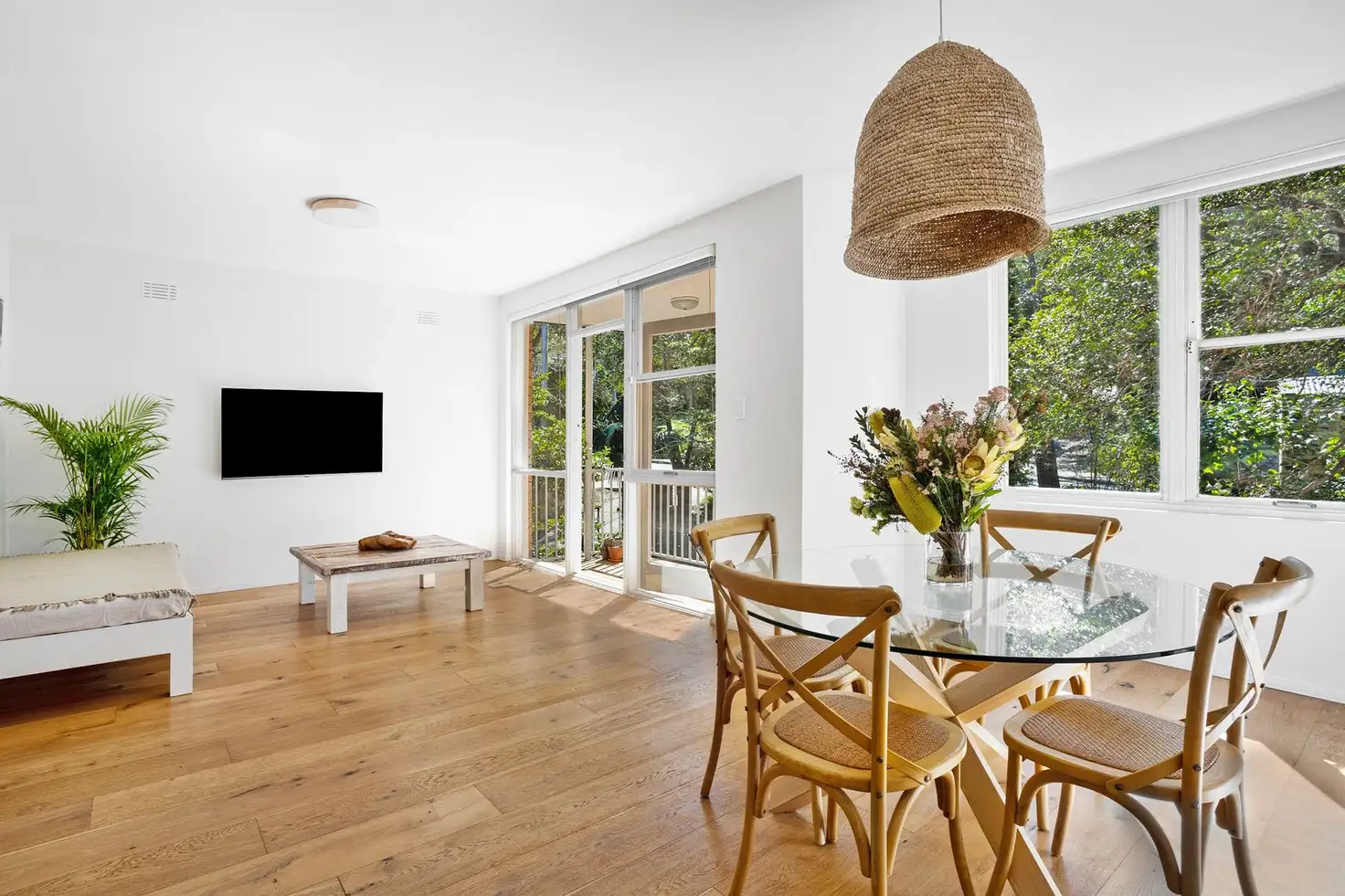 Main view of Homely unit listing, 4/61 Central Road, Avalon Beach NSW 2107