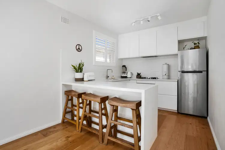 Second view of Homely unit listing, 4/61 Central Road, Avalon Beach NSW 2107