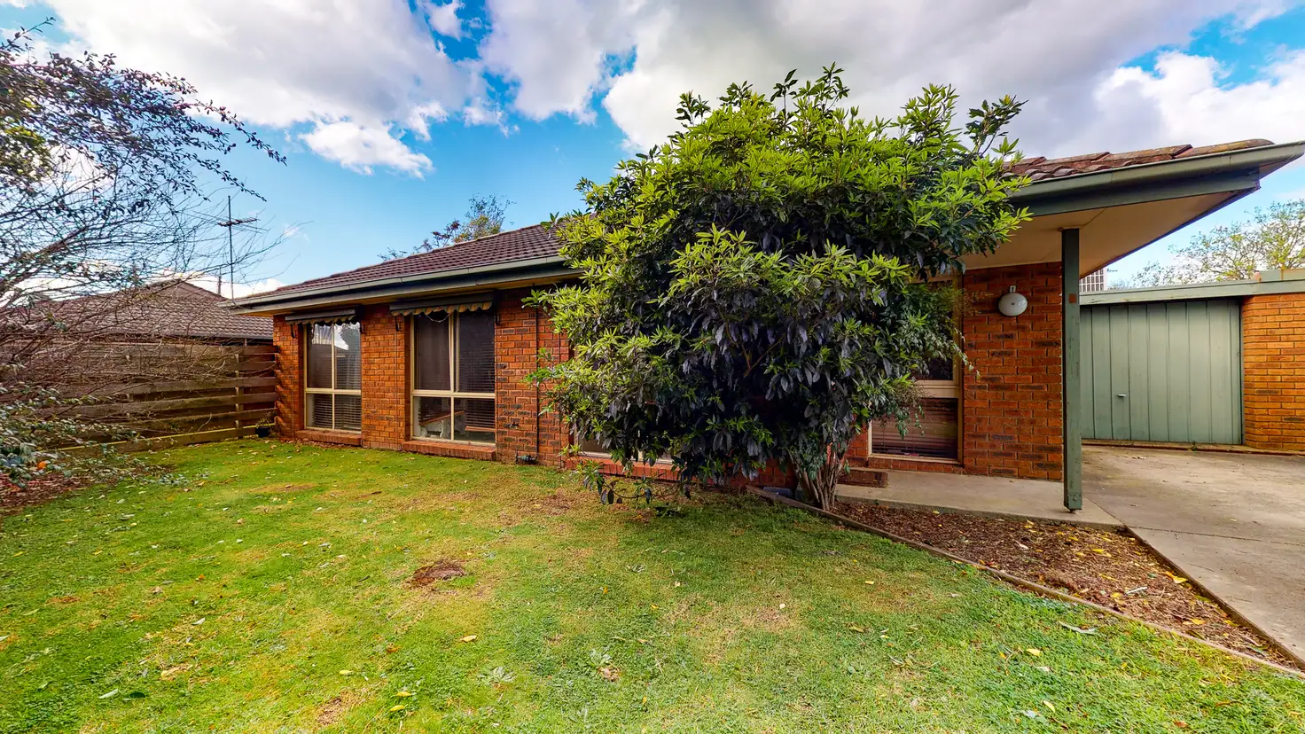 Main view of Homely unit listing, 1/1-3 Farren Close, Traralgon VIC 3844