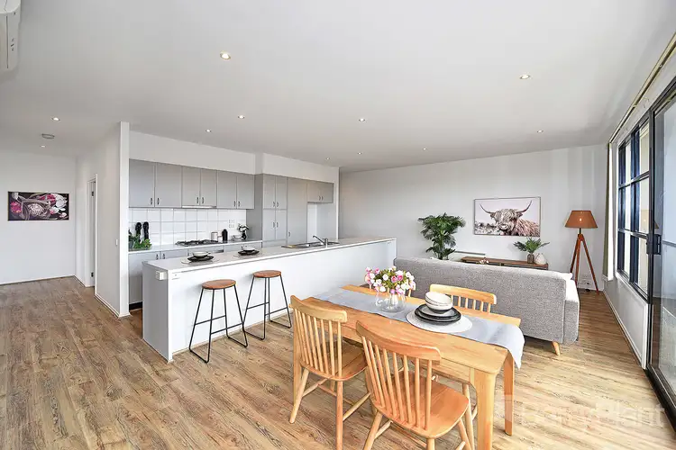 6/1 Conservatory Drive, Burwood VIC 3125