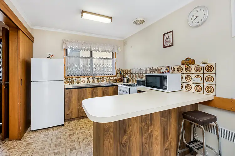 Sixth view of Homely unit listing, 2/31 Mitchell Street, Kangaroo Flat VIC 3555