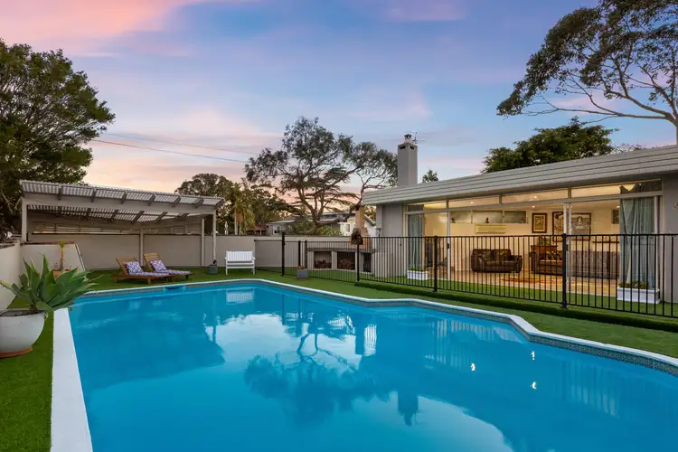 128 Rose Avenue, Wheeler Heights NSW 2097