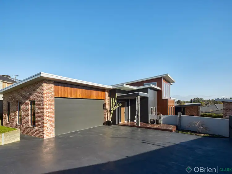 12 Hawkesburn Court, Warragul VIC 3820