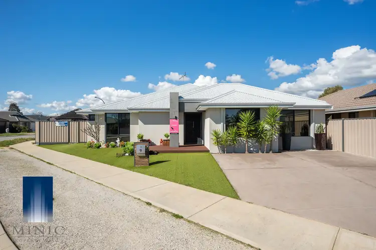 9 Torino Crescent, Piara Waters WA 6112