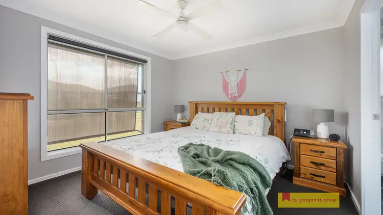 Sixth view of Homely house listing, 2 Hollingsworth Drive, Gulgong NSW 2852