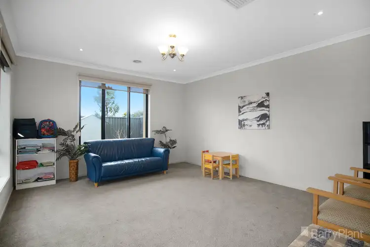 Sixth view of Homely house listing, 11 Page Close, Pakenham VIC 3810