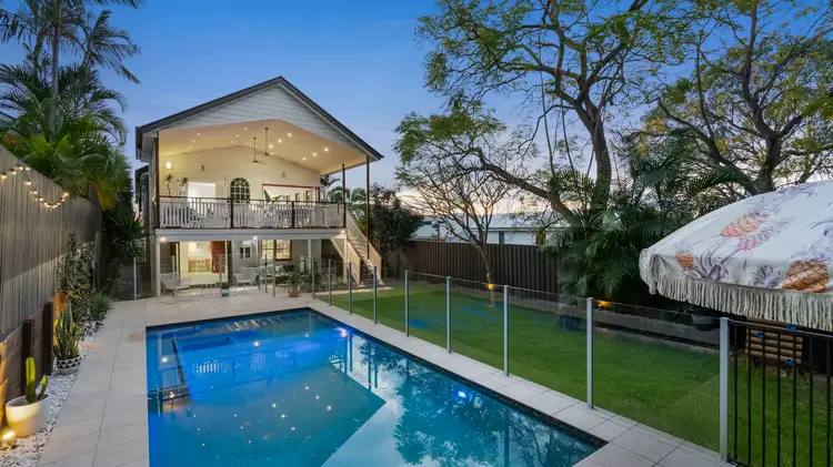65 Lizzie Street, Bardon QLD 4065