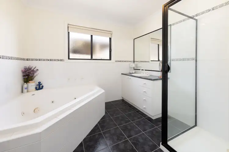 Sixth view of Homely house listing, 72 Barton Street, Wodonga VIC 3690