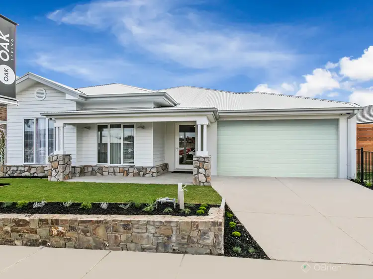 19 Snead Boulevard, Cranbourne VIC 3977