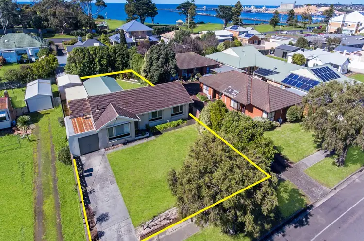12 Milbanke Street, Portland VIC 3305