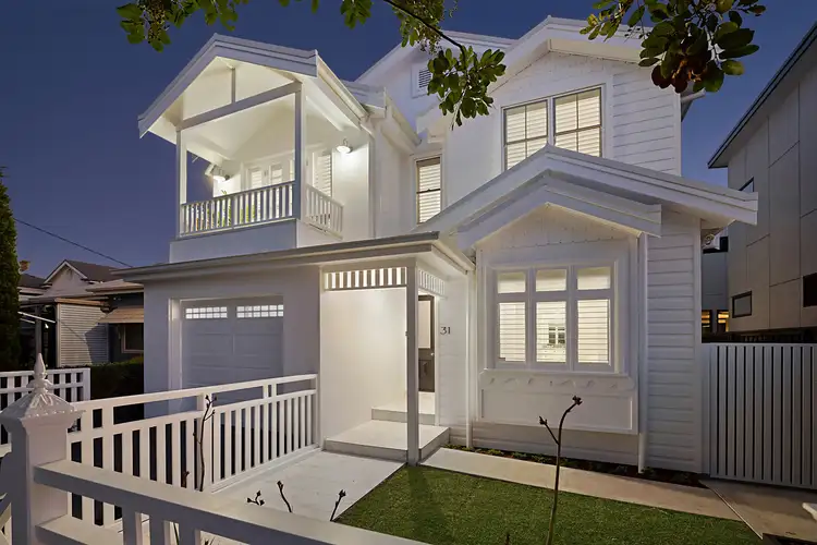 31 Bar Beach Avenue, The Junction NSW 2291