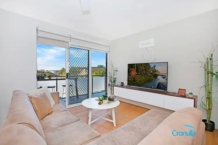 Third view of Homely apartment listing, 4/18 Burke Road, Cronulla NSW 2230