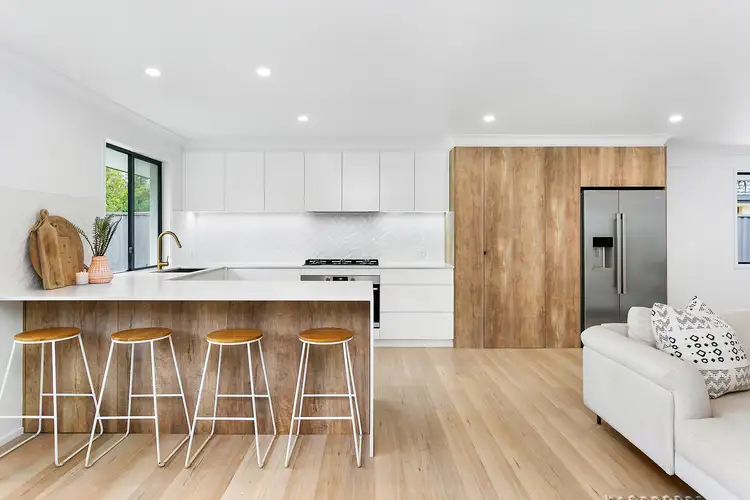 9 Rattan Court, Elanora QLD 4221