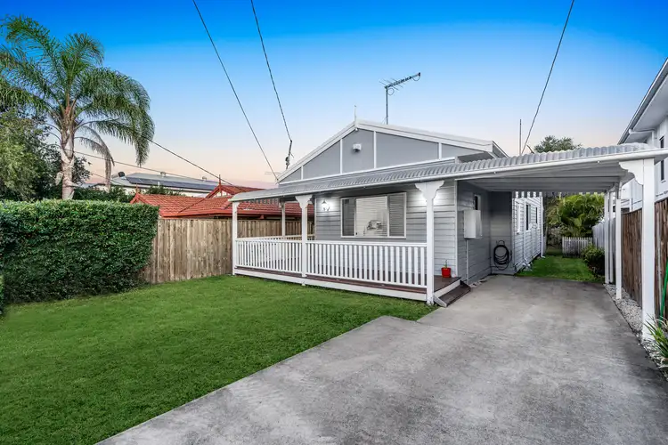 22 Madgwick Street, Wynnum QLD 4178