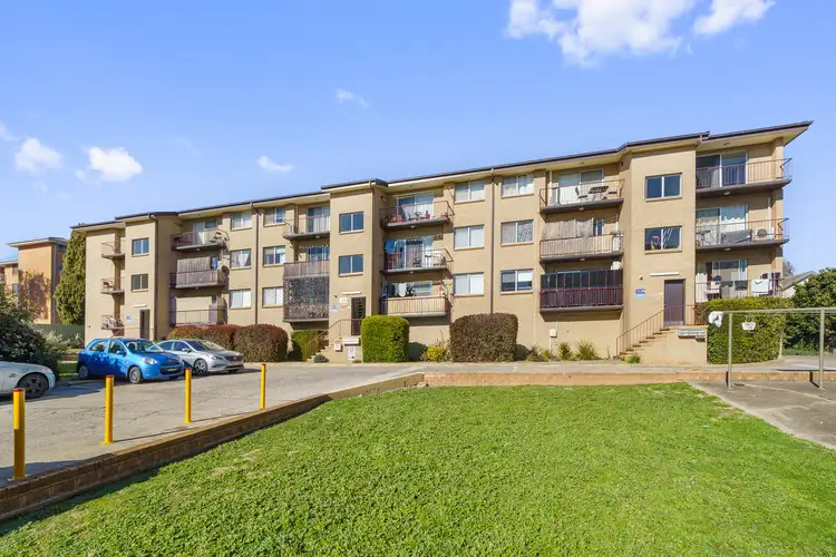 18/104 Henderson Road, Crestwood NSW 2620