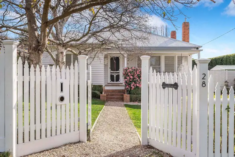 28 Goode Street, Gisborne VIC 3437