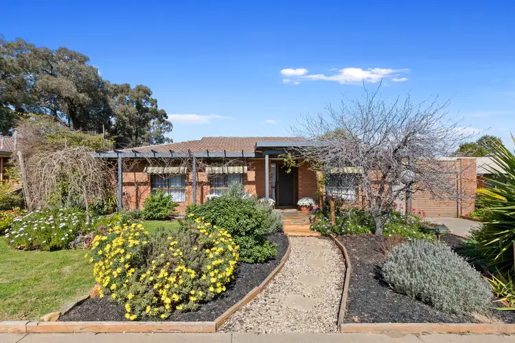 42 Clee Crescent, Strathdale VIC 3550