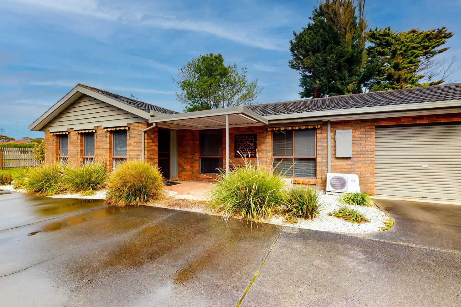 Main view of Homely unit listing, 2/15 High Street, Traralgon VIC 3844