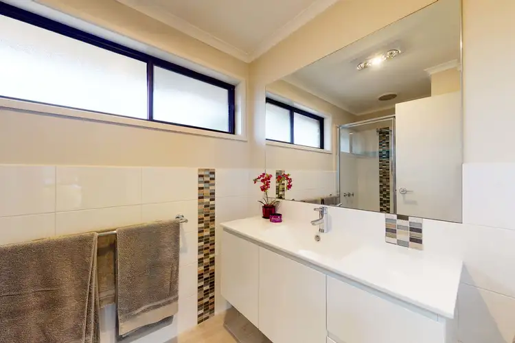 Sixth view of Homely unit listing, 2/15 High Street, Traralgon VIC 3844