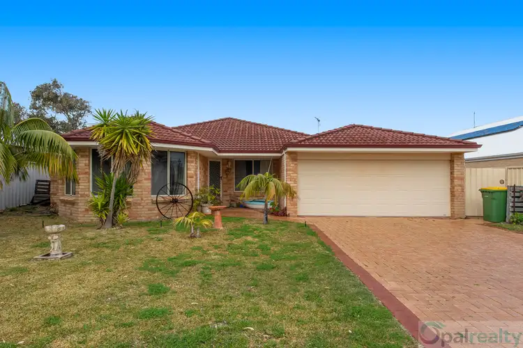 8 Maroonah Road, Golden Bay WA 6174